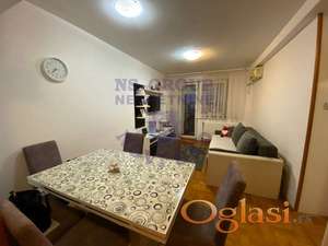 Dvosoban stan - Nova Detelinara