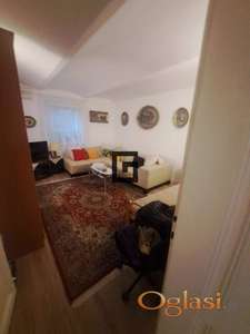 Botanička bašta-Ruvarčeva, odličan ID#1814