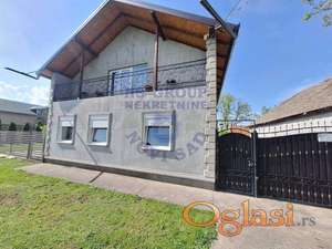 Fantasticna kuca u centru Curuga!