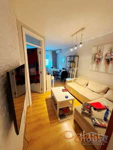 STAN - NOVI SAD - CENTAR - 39m2 - 140000 evra