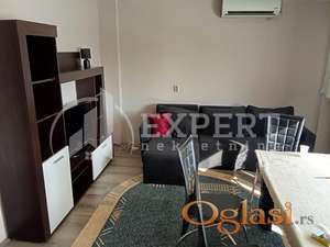 Izdaje se stan na Panteleju, 55m2