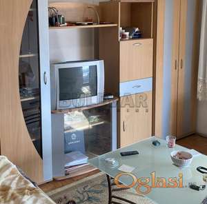 Izdaje se stan na Paliluli!