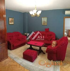 Izdajem prelep jednoiposoban stan sa parkingom na Sajmu !! ID#4233