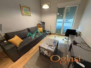 Novi Sad, Liman III - Garsonjera na odličnoj lokaciji (šifra: 1004794) 