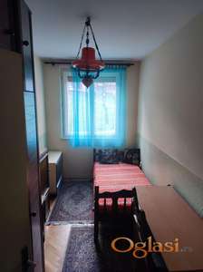 Izdajem sobu studentu