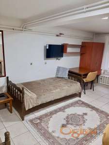 Garsonjera u blizini fakulteta- cena sa režijama