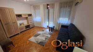 Nameštena Garsonjera Grbavica