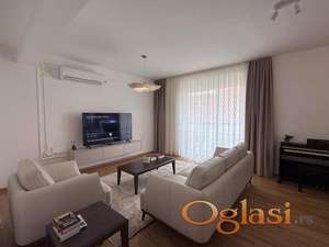 Luksuzan trosoban stan, sa garazom, Senjak ID#2652