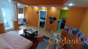 Stan u ponudi 53m2 , bulevar Oslobođenja