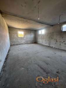 Kaluđerica, blizu Smederevca 81m2 (125m2)