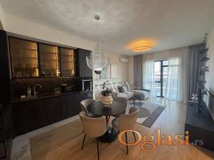 BW Scala, moderan, useljiv, parking ID#1205