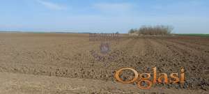 POLJOPRIVREDNO ZEMLJISTE NA ODLICNOJ POZICIJI!