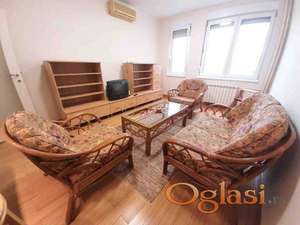 Zvezdara,okretnica tramvaja,useljiv ID#83350