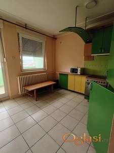 Stan NOVI SAD,BULEVAR,kv: 71, € 160000, ID: 1019329