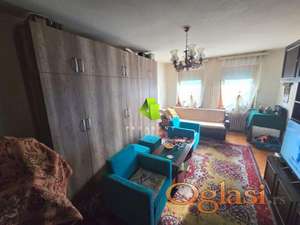 Dvoiposoban stan na odličnoj lokaciji kod Pravnog fakulteta ID#8002