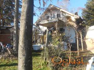 Prodaja vikendice sa voćnjakom u Čortanovcima
