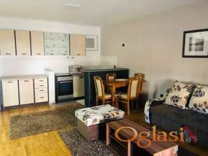 NOV NAMEŠTEN  STAN MALI TROŠKOVI!!!