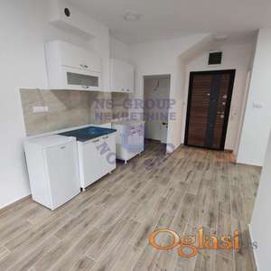 Izdaje se jednoiposoban stan na Adicama