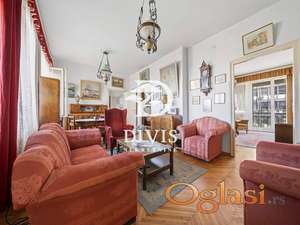 Prostran salonski stan od 177 m² kod Londona