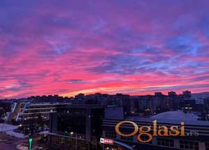 Odličan dvosoban stan na Bulevaru Cara Lazara