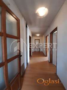 Izdaje se troiposoban stan u kući, Palilula, Gostivarska, 85m2