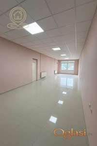 Izdavanje lokala Novi Sad – Prazan lokal 93m², dve prostorije, odlična lokacija Klisa, uračunati troškovi