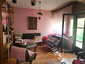 SPRATNA KUĆA U MIRNOM KRAJU