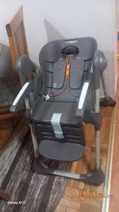 Odlicna podesiva stolica za hranjenje