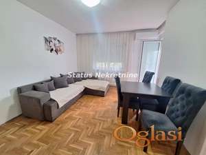 LEPO NAMEŠTEN JEDNOIPOSOBAN STAN 36M2 GRBAVICA, GOGOLJEVA ULICA, 350EU