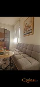 Svetao stan u centru grada