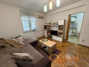 Dvosoban namešten stan - Bulevar oslobođenja