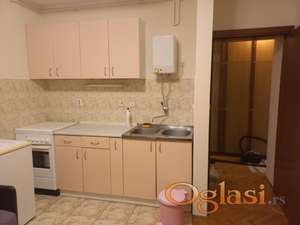 Jednosoban namešten stan Tolstojeva