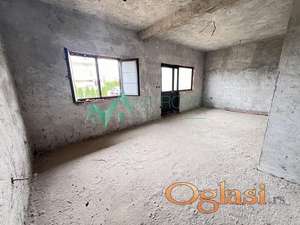 Petrovaradin - Kuća - ozidan objekat 