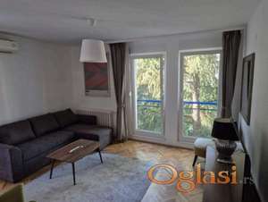 Izdavanje stanova Beograd Vracar-Trosoban namesten stan