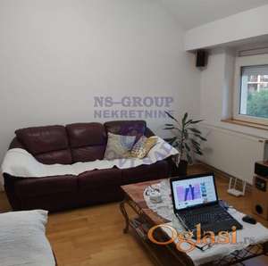 Odličan trosoban duplex stan na Podbari!