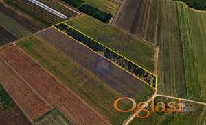 Odlican plac na ulazu u Rumenku!