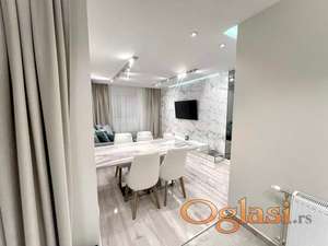 PRELEP TROSOBAN STAN NA BULEVARU EVROPE,KOD HOTELA SHERATON. PET FRIENDLY