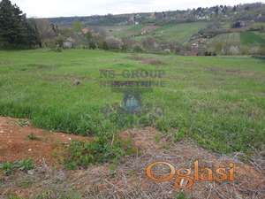 Lep plac 1791m2 - Sremska Kamenica, Glavica