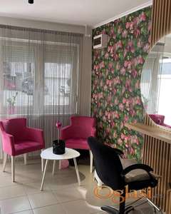 IZDAJE SE LOKAL  OPREMLJEN zA  FRIZERSKI SALON 350 EURA