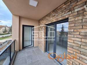 Uknjižen, Lux trosoban stan, Barajevo ID#1488