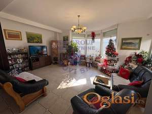 Izuzetna kuća na Somborskoj rampi!