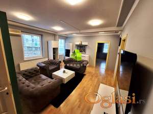 Stambeno-poslovna zgrada na odličnoj lokaciji kod Pravnog fakulteta ID#7934