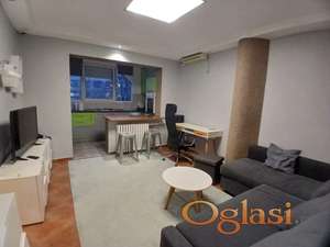 Dvoiposoban, namešten stan, Sajam