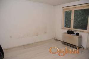 Prodaje se stan,Cerak ID#1610