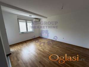 Dvosoban stan na Detelinari 40m2
