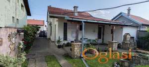 Odlična kuća sa dve stambene jedinice i radionicom u Bačkoj Palanci!