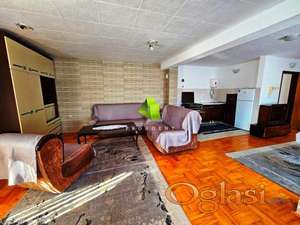 Komforan jednosoban stan u kući, Bulevar Nemanjića ID#7359