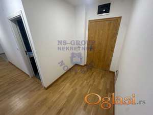 Predstavljamo vam stan na atraktivnoj lokaciji na Podbari, u novoj zgradia, a sam stan nikad nije useljavan.