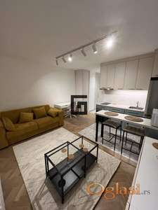 Lux garsonjera na Lionu-Cvetkova pijaca ID#1655