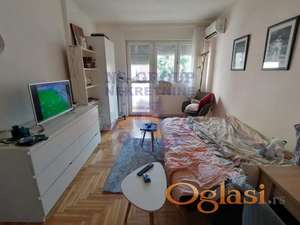 Garsonjera 25m2 Podbara
